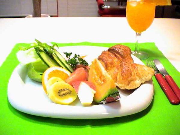 Pension Croissant Wajima Bagian luar foto